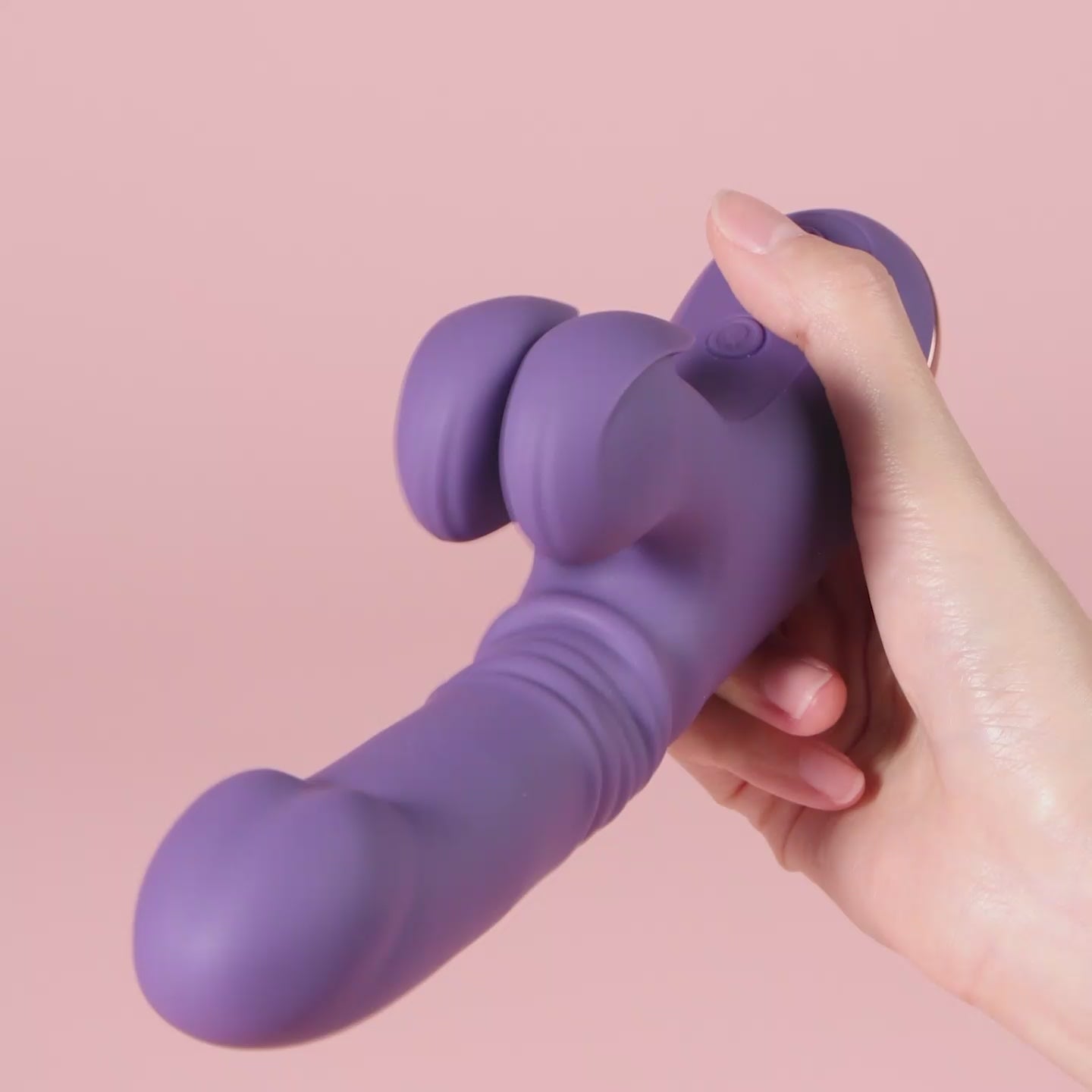Joylume Little Pinch vibrator demonstrating head vibration and clip vibration design