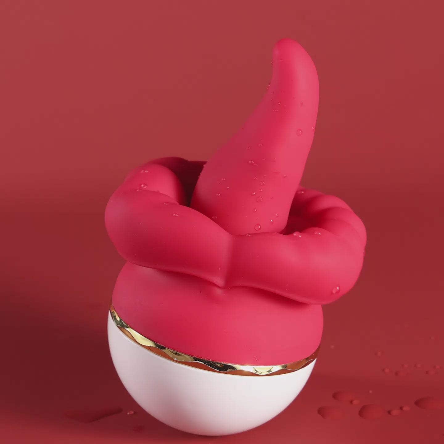 Joylume Silk Teaser vibrator demonstrating wave like tongue licking and suction modes